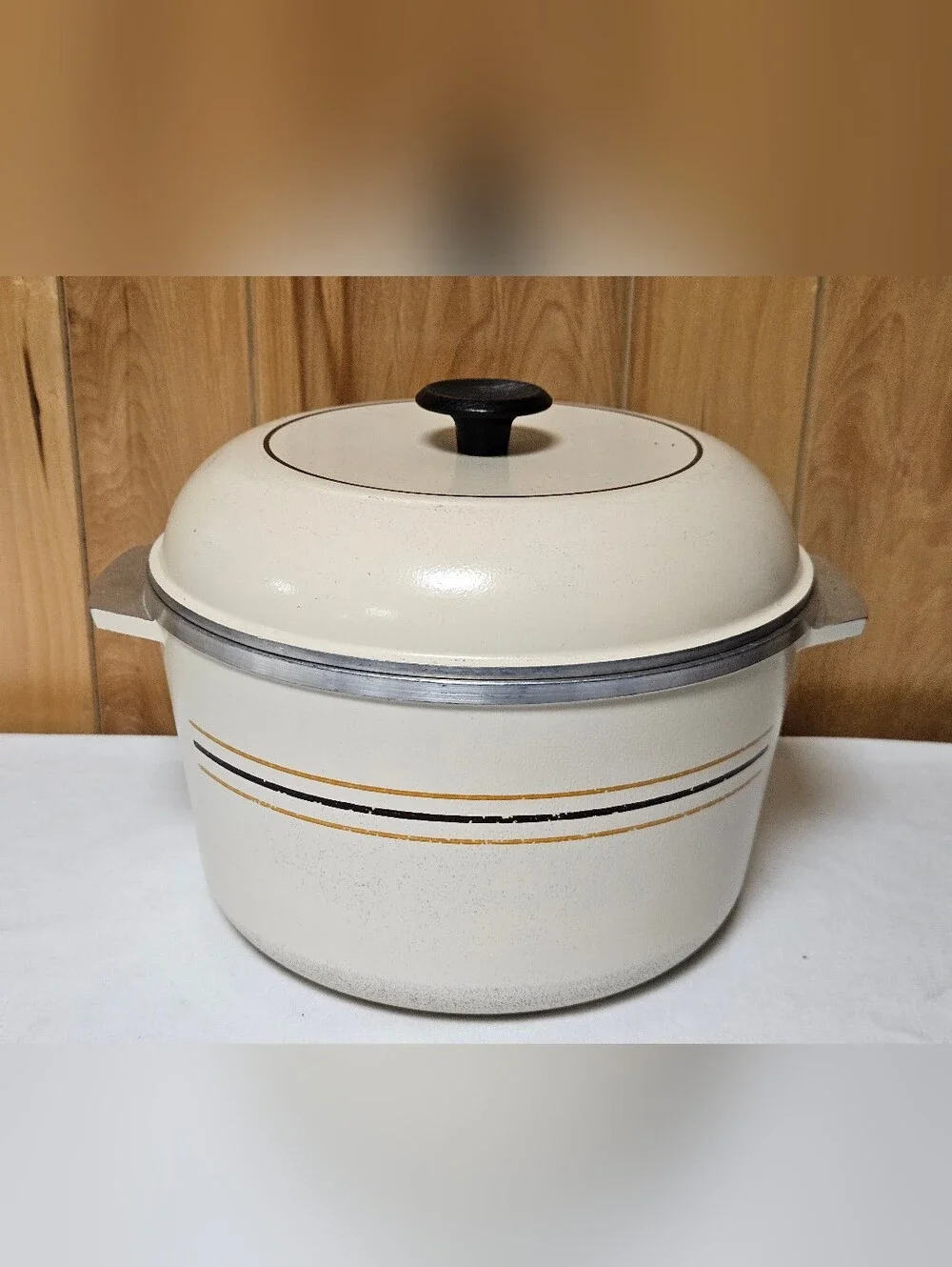 Vintage Regal Ware Cast Aluminum 8 Quart 10” Dutch Oven / Roaster 13